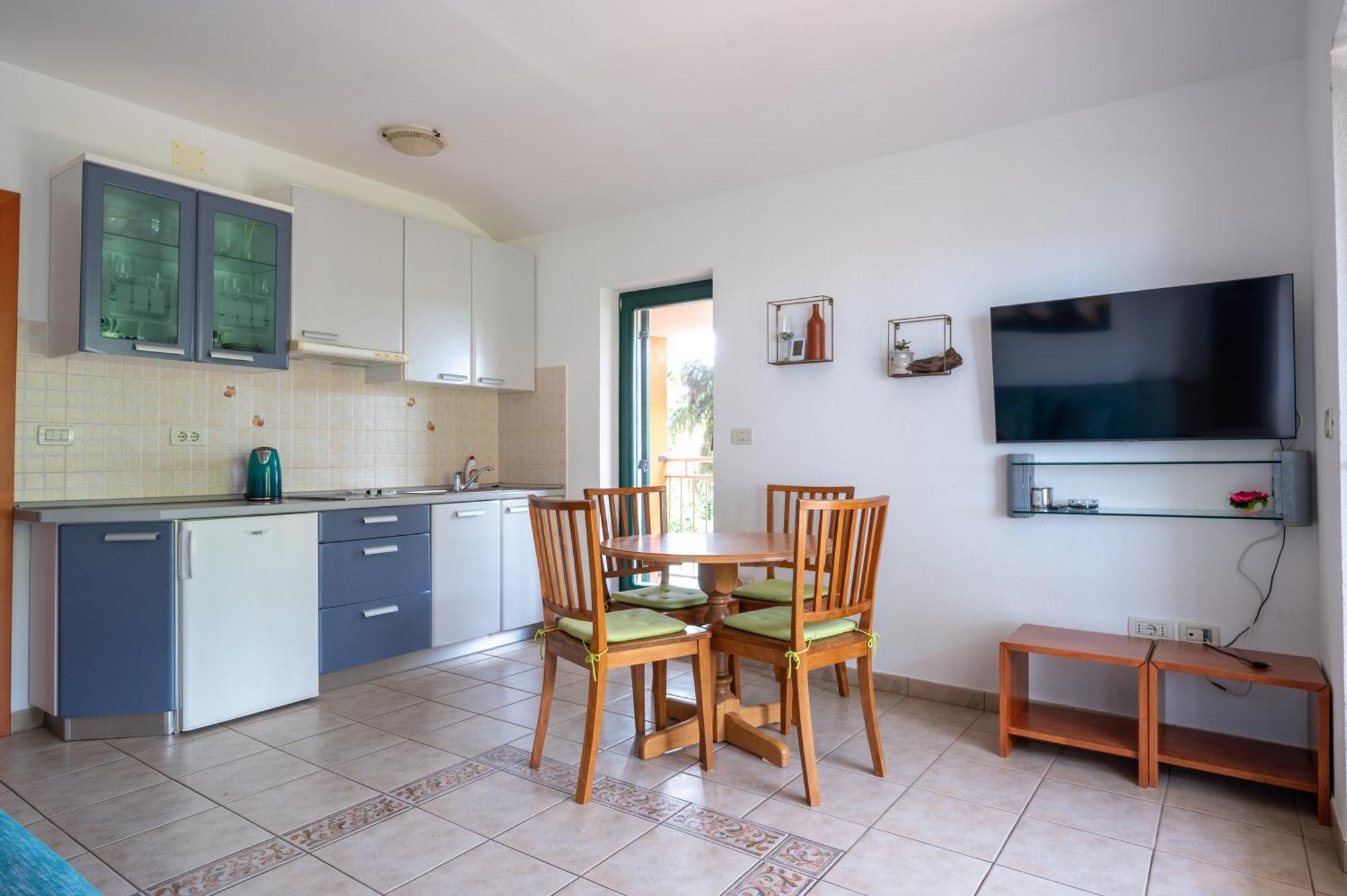 Todor Seaside Apartments Lovrecica  Exterior photo